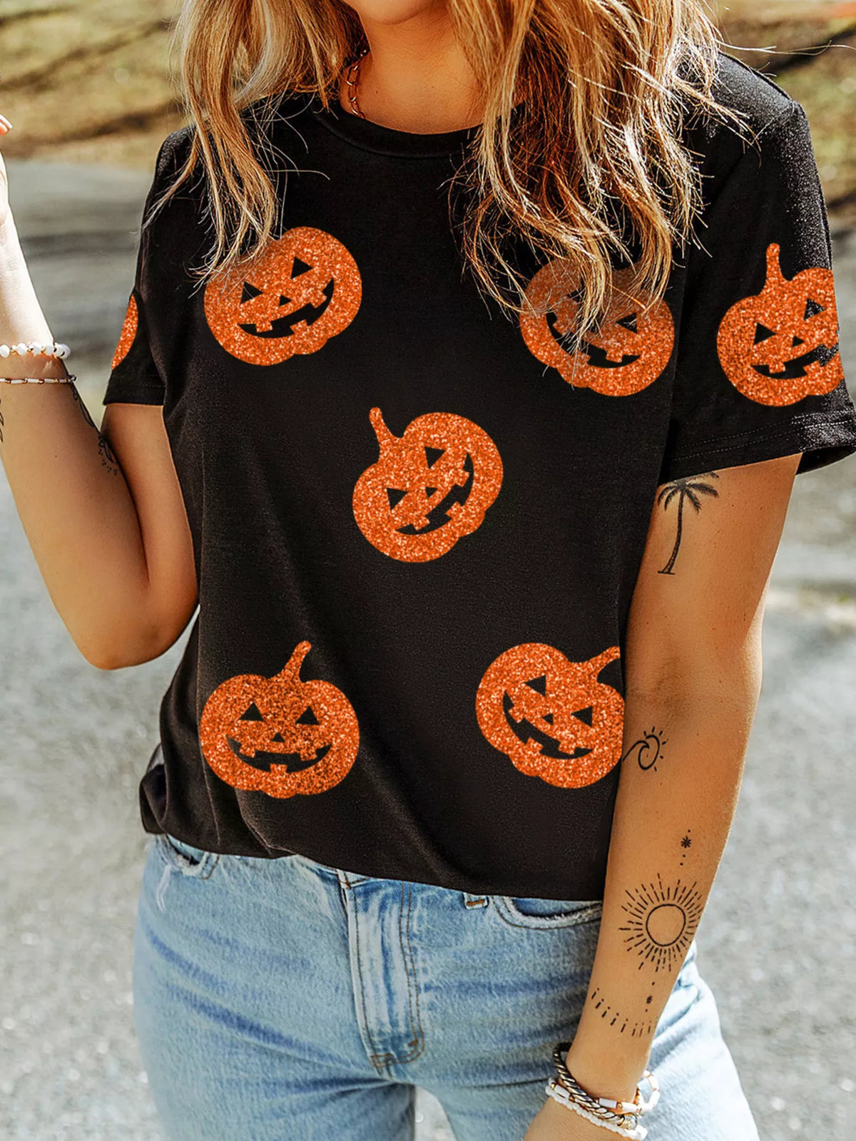 ✨ Pumpkin Glow Halloween Tee